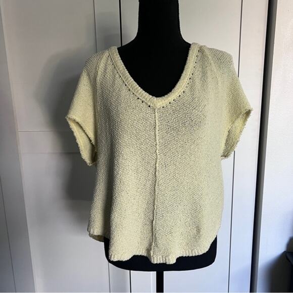 Free People Lemon Yellow Short Sleeve V- Neck Sweater xs - Picture 2 of 6